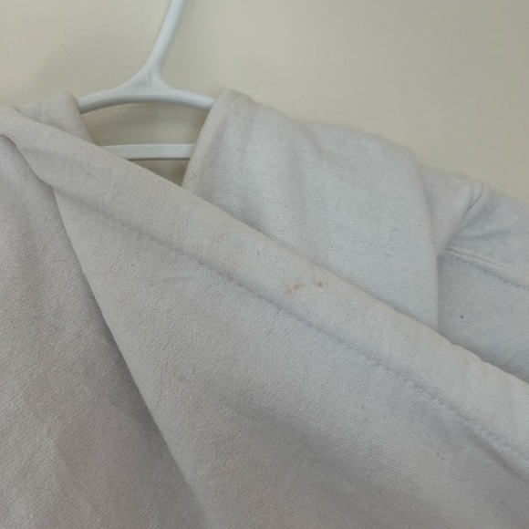 Gildan Taylor Swift Embroidered White and Red Hoodie Sweatshirt Classic Style - Picture 3 of 6